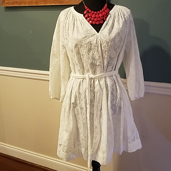 GAP Dresses & Skirts - NWT Gap White Eyelet Dress